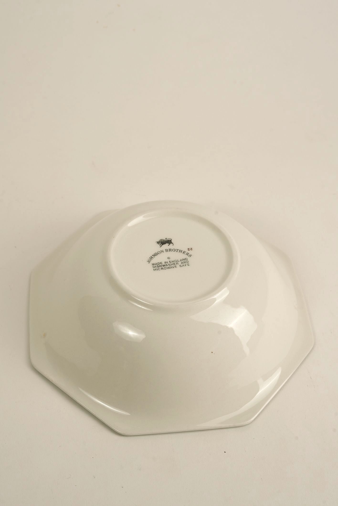 Vintage 18-Piece Johnson Brothers Complete Tea Set