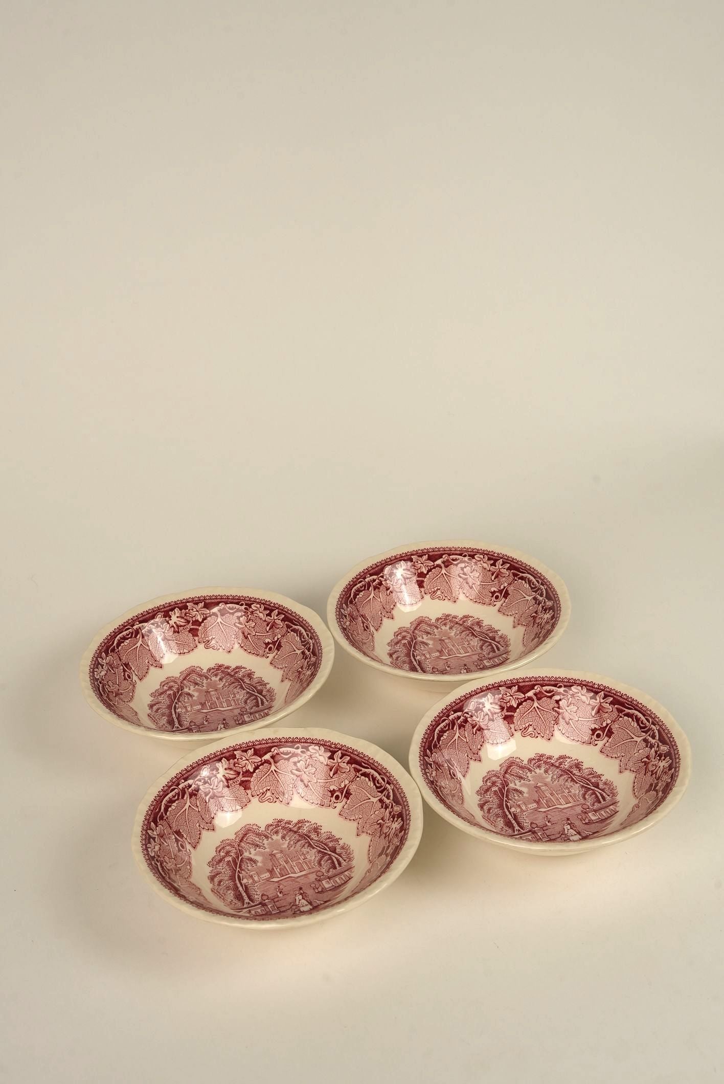 Mason's Vista Pattern Dinner Service