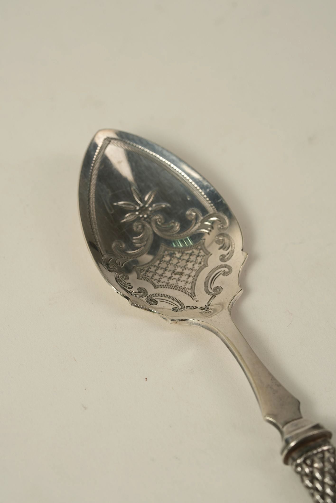 Antique Silver Dessert Server with Mother-of-Pearl Handle