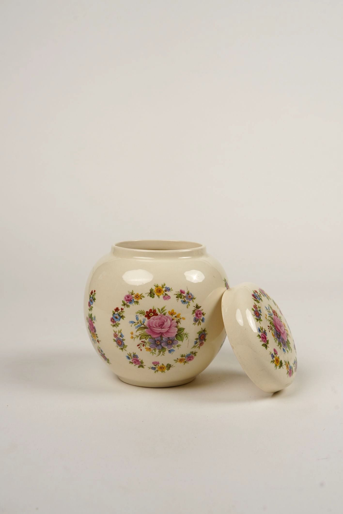 Sadler Biscuit Jar