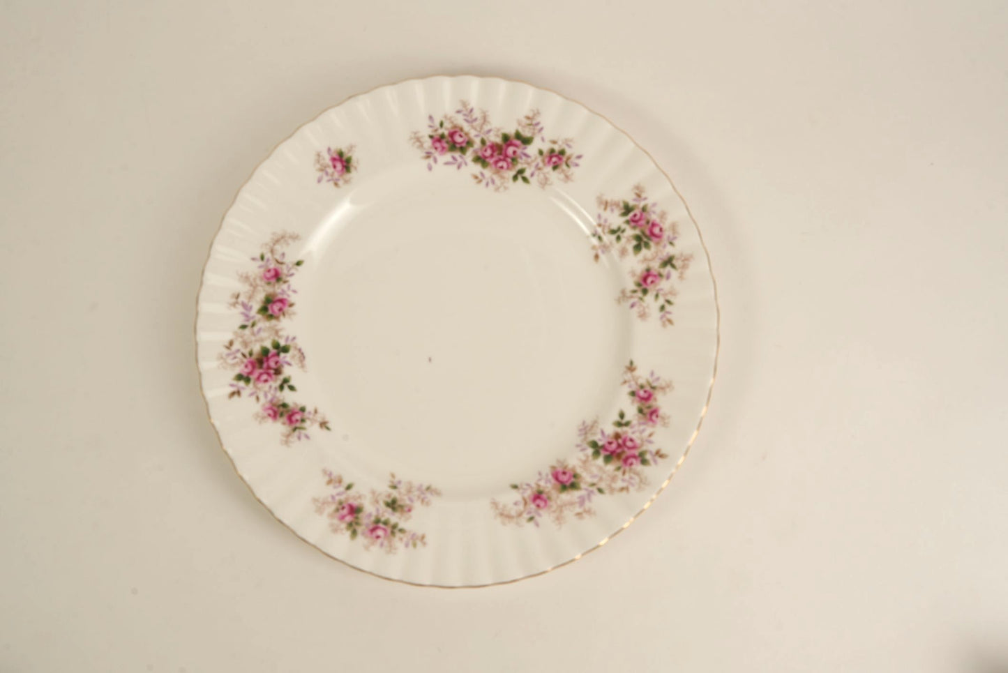 Set of 8 | Royal Albert Victoriana Rose Dinner Plates