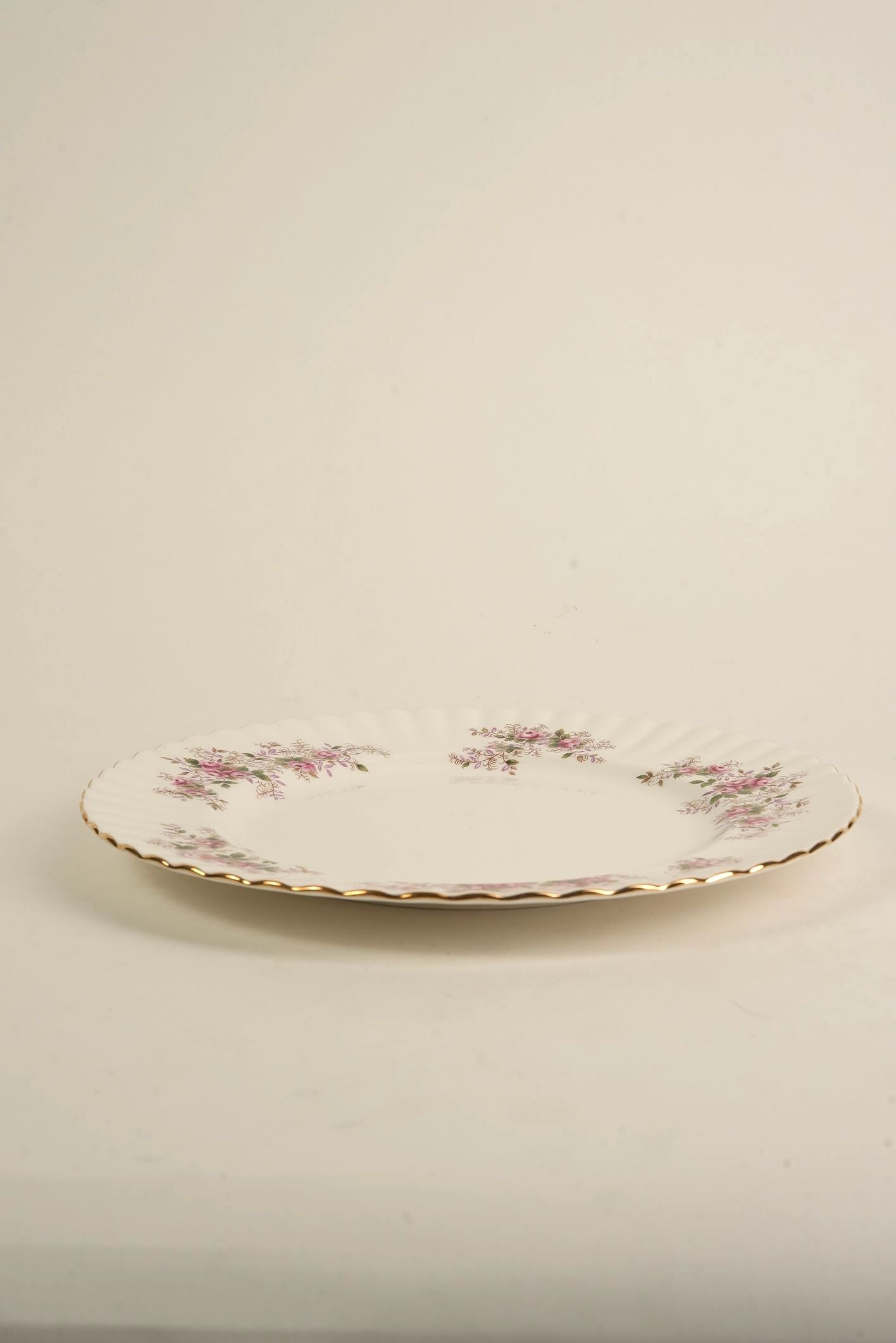 Set of 8 | Royal Albert Victoriana Rose Dinner Plates