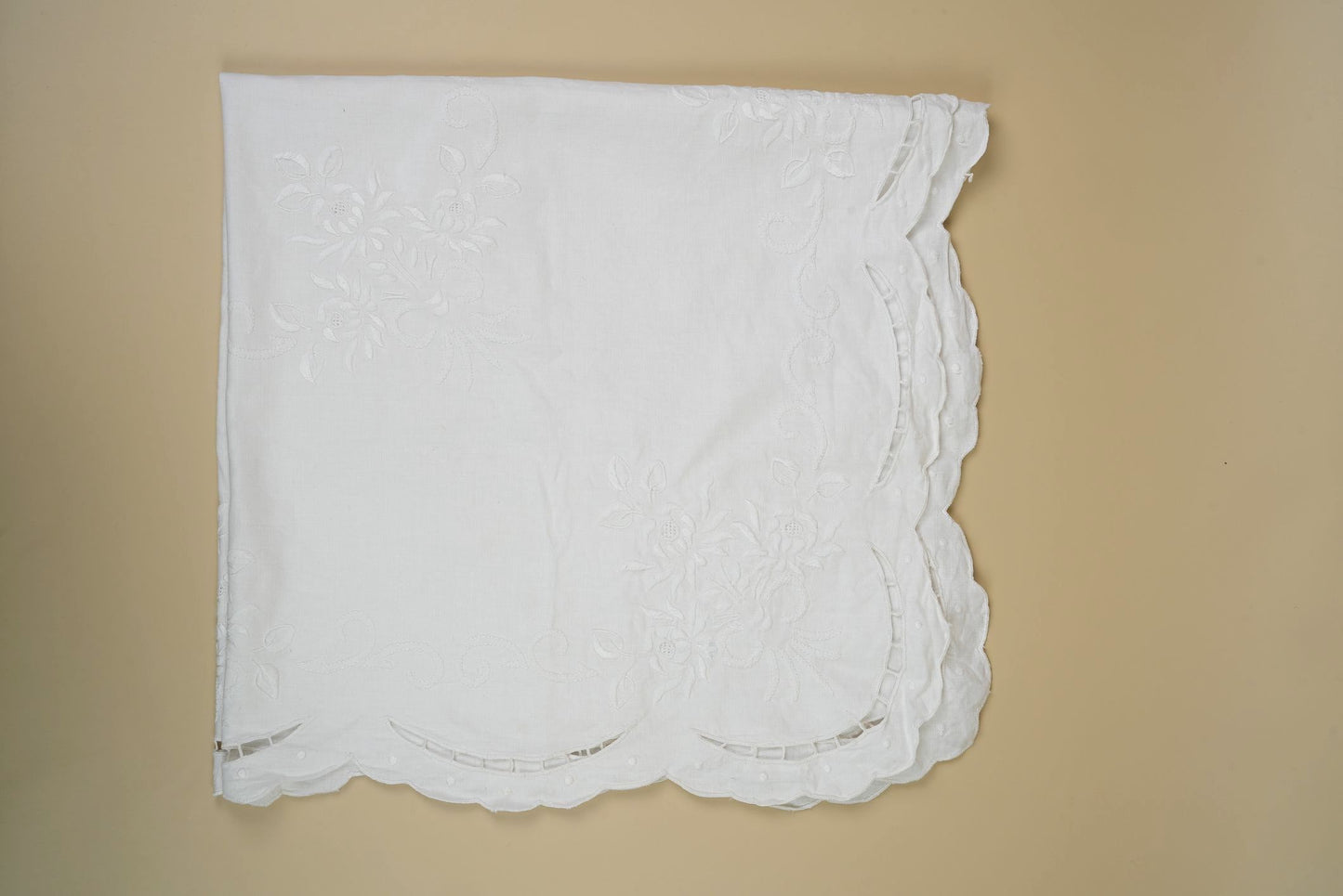 Vintage Embroidered Tea Cloth