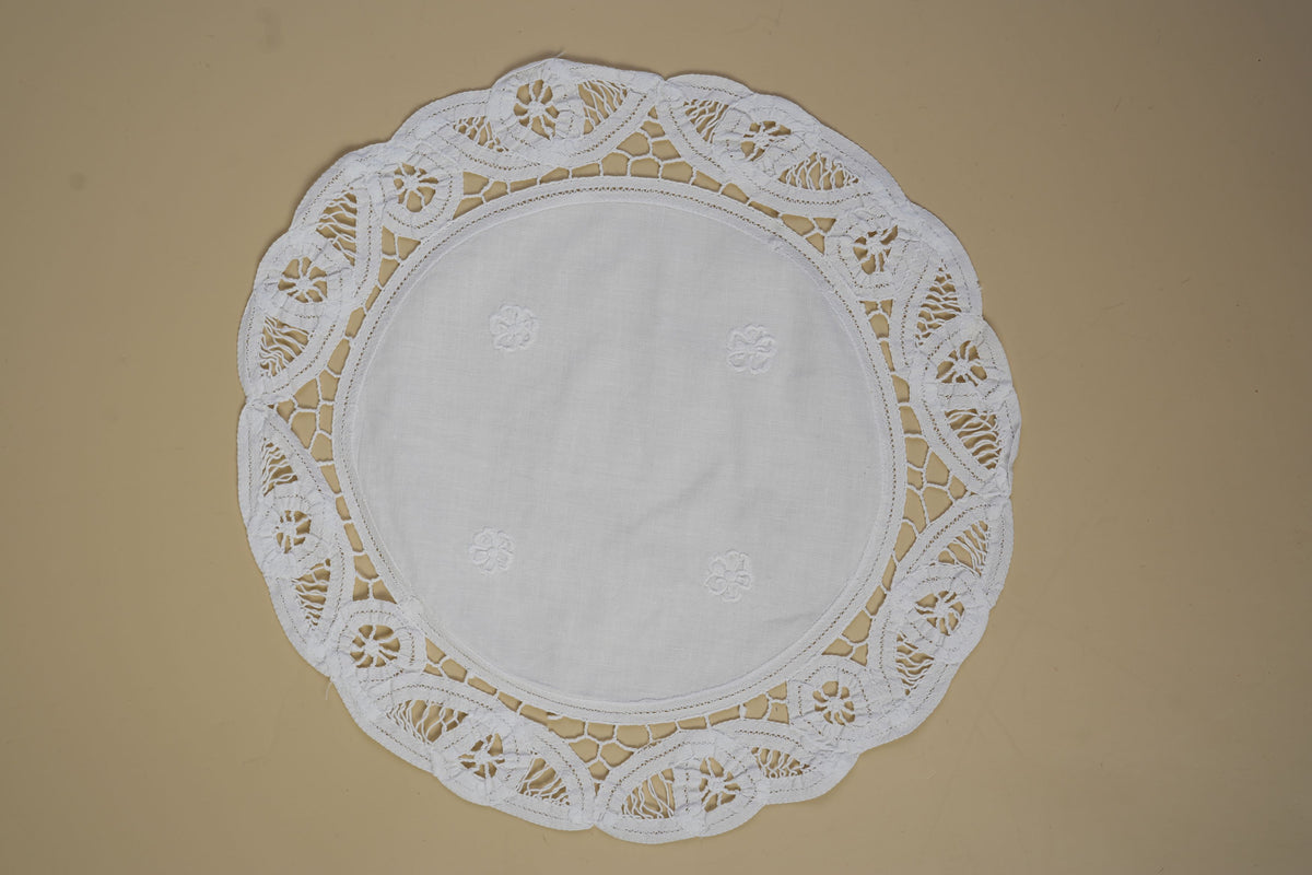 Vintage Crochet Doily | Set of 2
