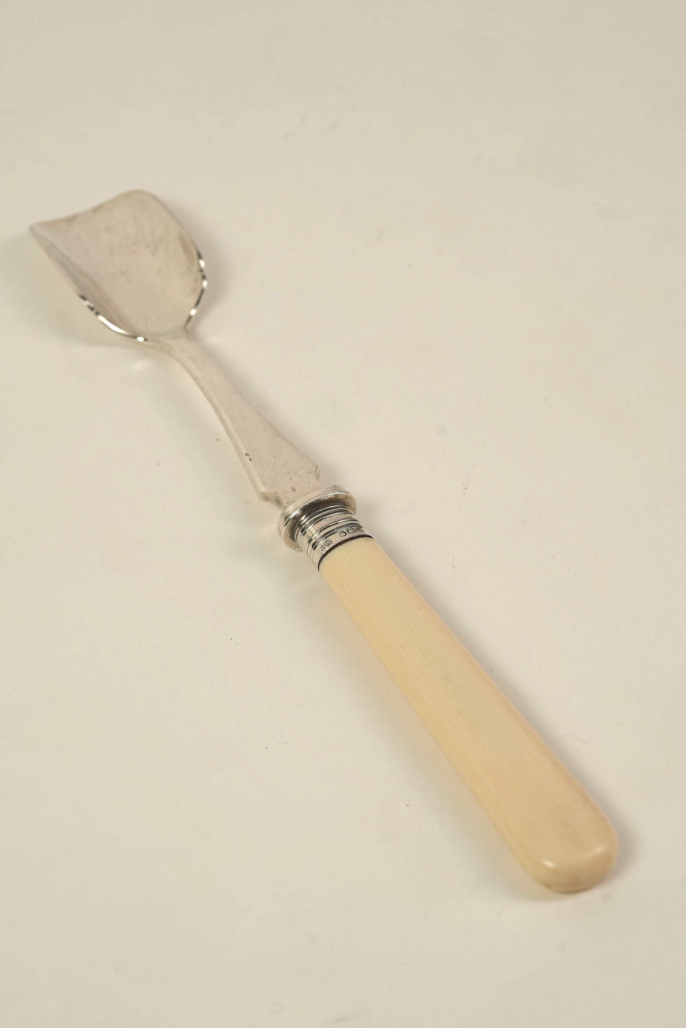 Vintage Silver-Plated Stilton Scoop with Cream Handle