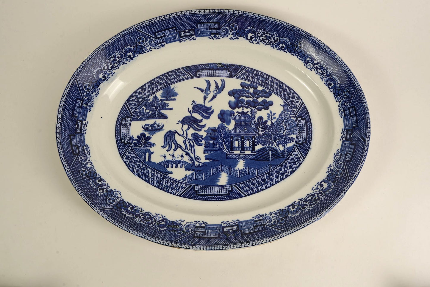 Vintage “Ye Olde Willow” Oval Serving Platter – Fenton, England