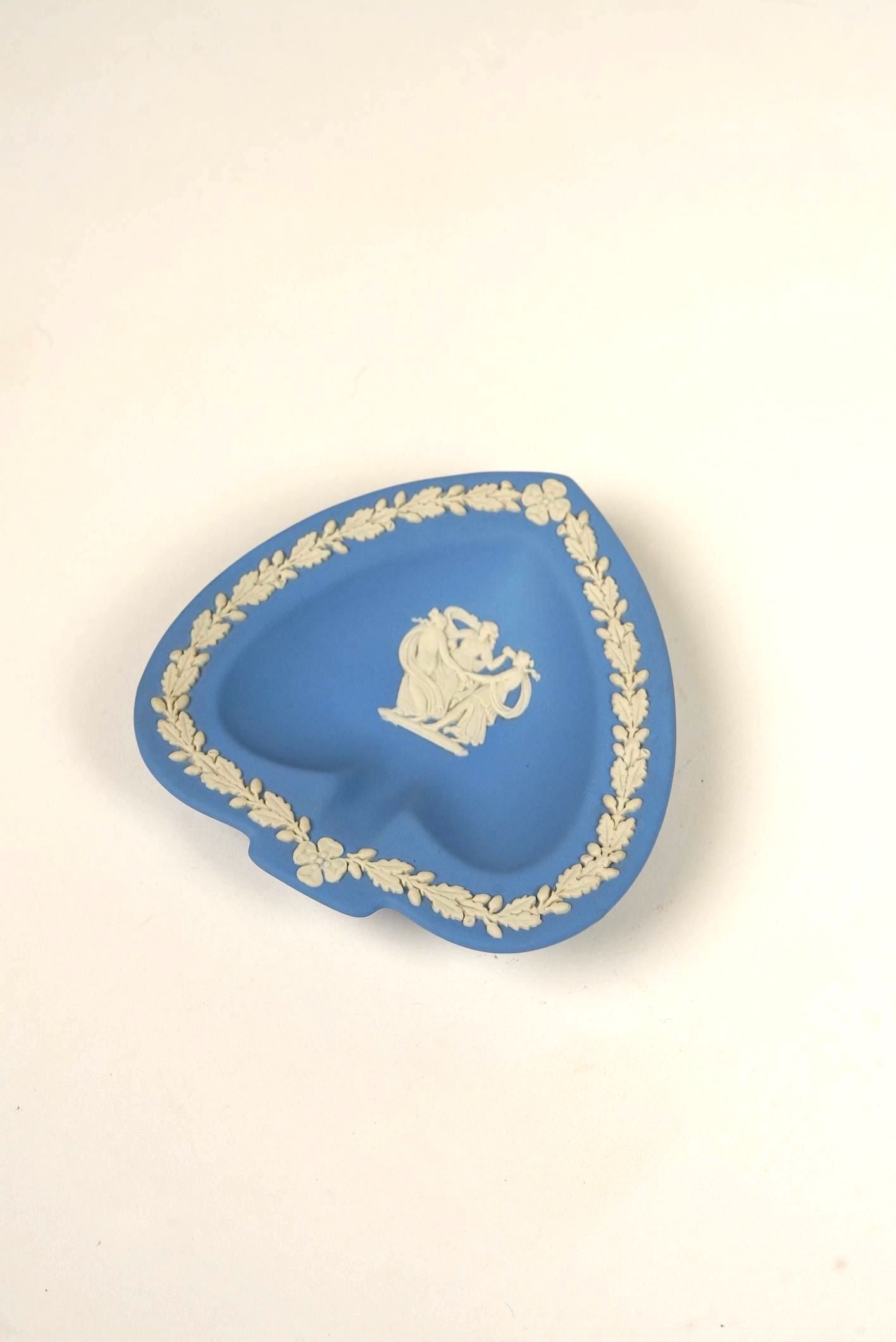 Jasperware Wedgwood Spade-Shaped Trinket Dish