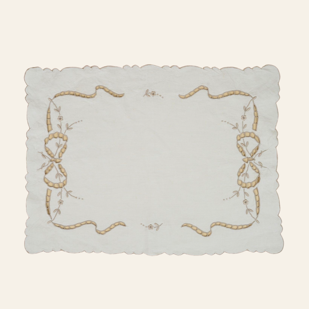 Vintage Tray Cloth