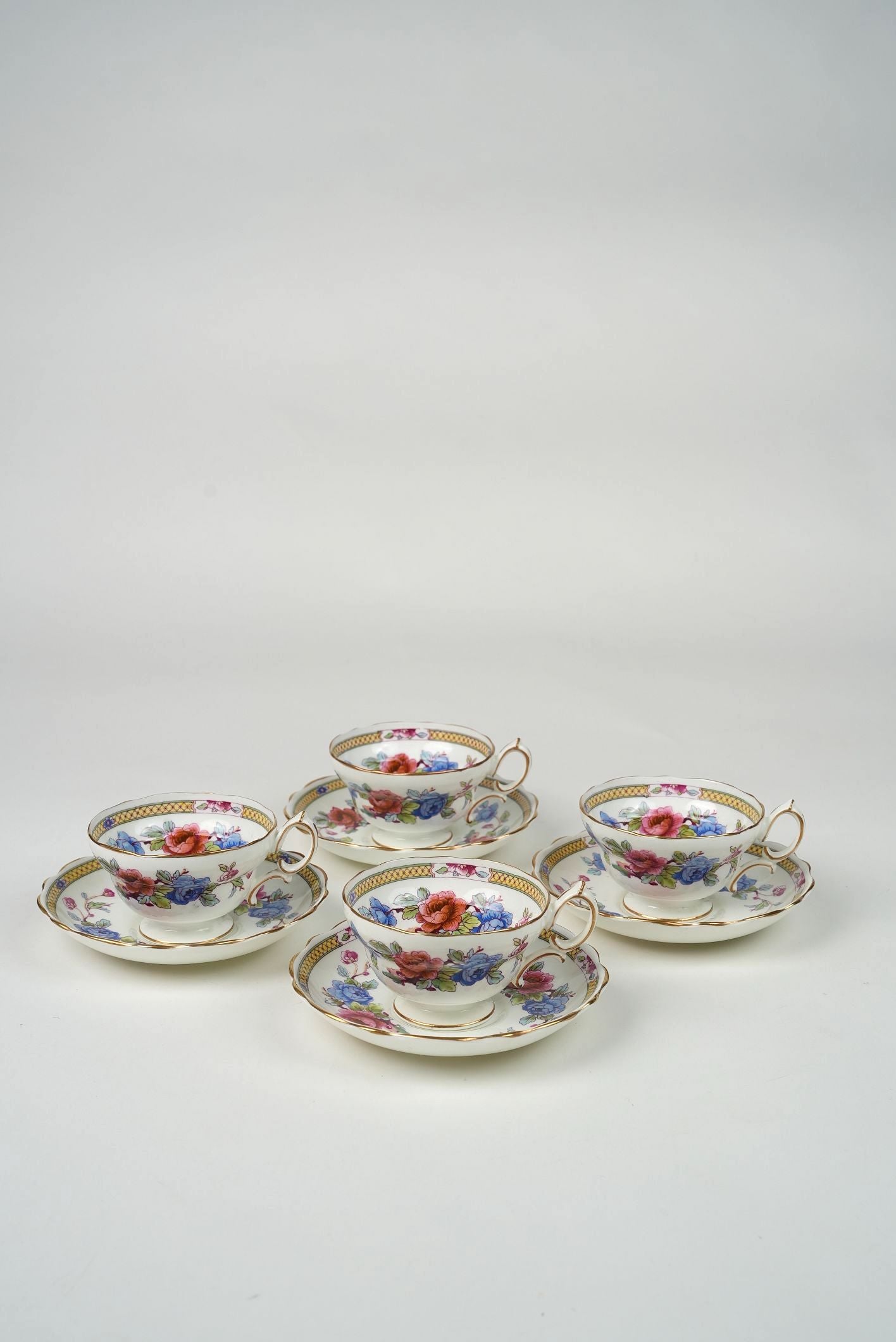 28-Piece Hammersley & Co. Porcelain Gilded Tea Set