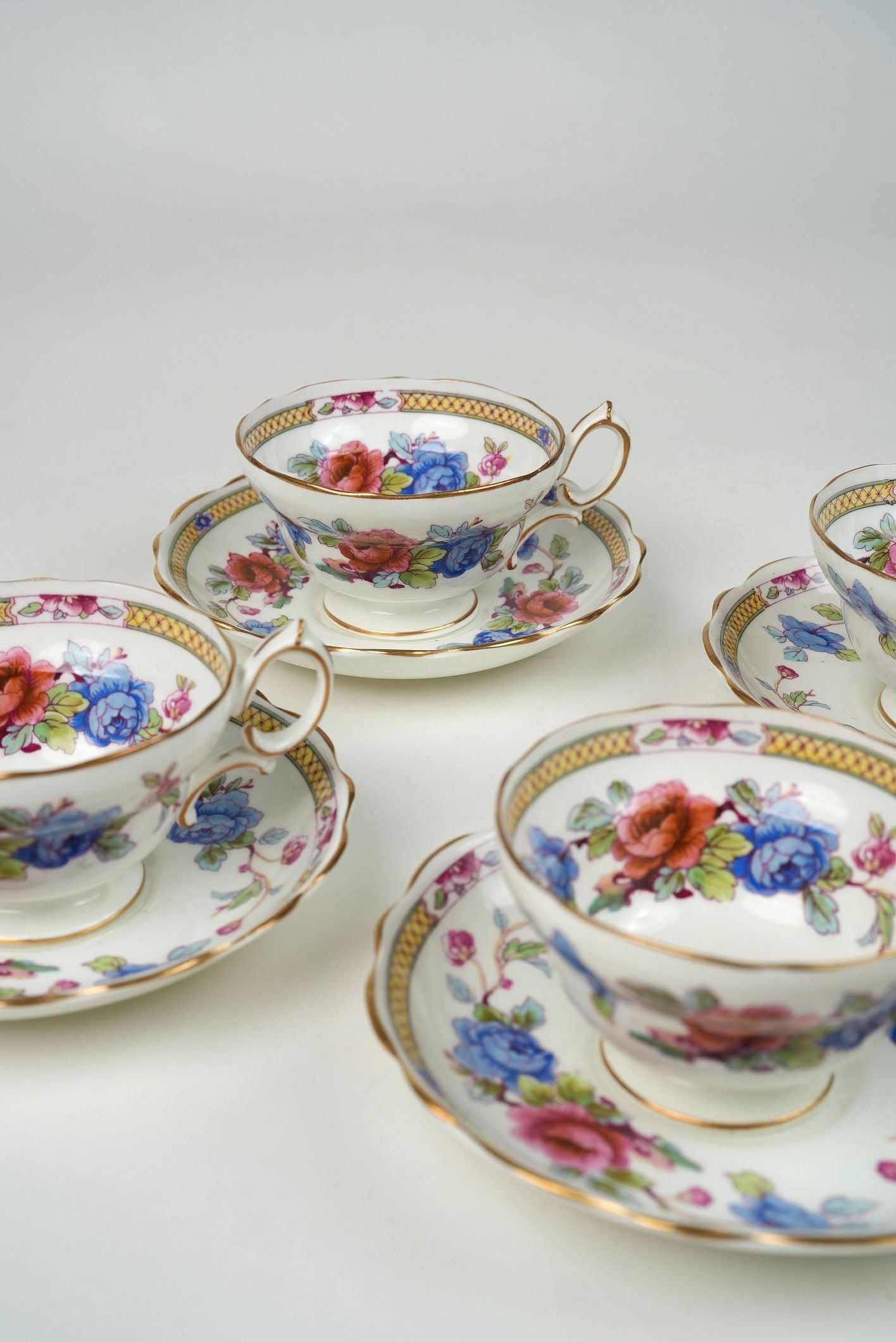 28-Piece Hammersley & Co. Porcelain Gilded Tea Set