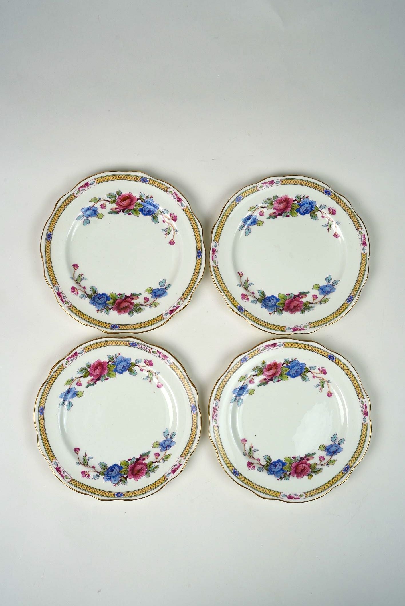 28-Piece Hammersley & Co. Porcelain Gilded Tea Set