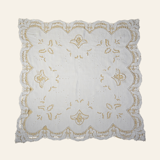 Vintage Crochet Tray Cloth