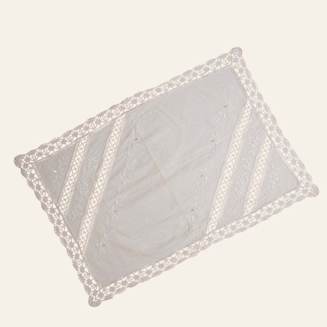 Vintage Tray Cloth