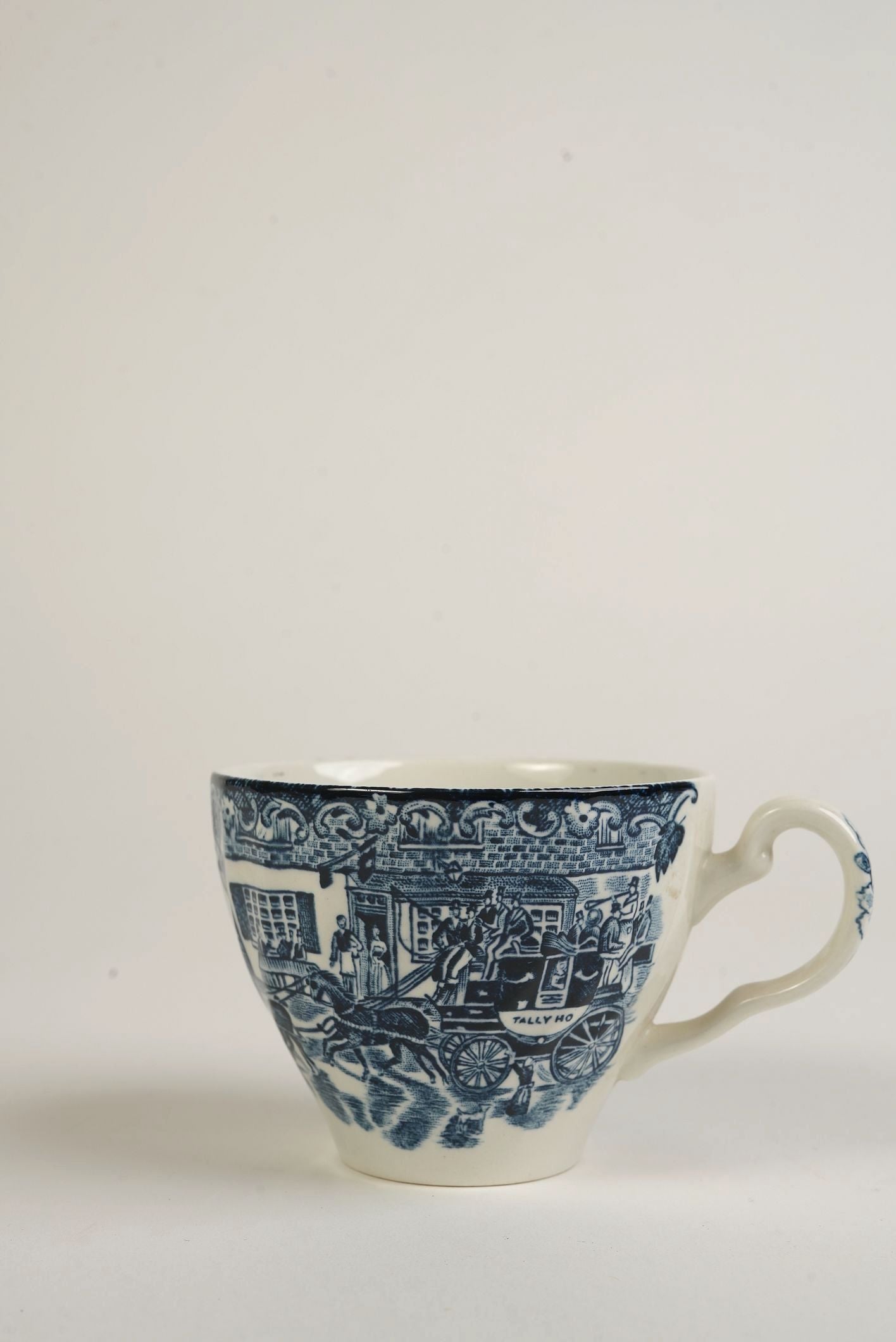 Johnson Bros Coaching Scene Tea Cups & Saucers | Set of 6