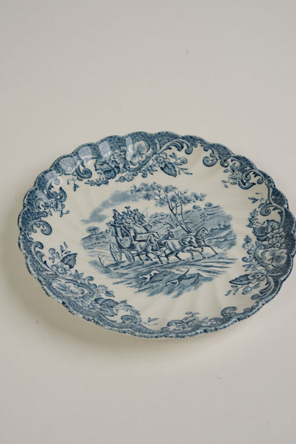 Johnson Bros Coaching Scene Tea Cups & Saucers | Set of 6