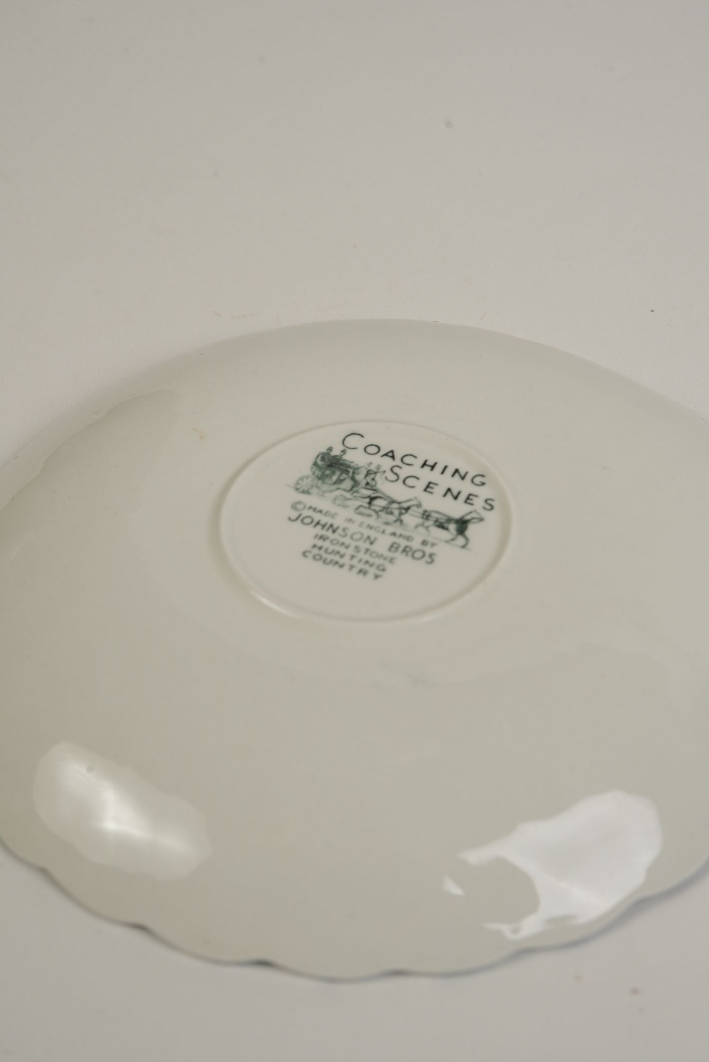 Johnson Bros Coaching Scene Tea Cups & Saucers | Set of 6