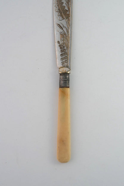 Antique Fruit Knives with Etched Blades & Cream Handles | Set of 3