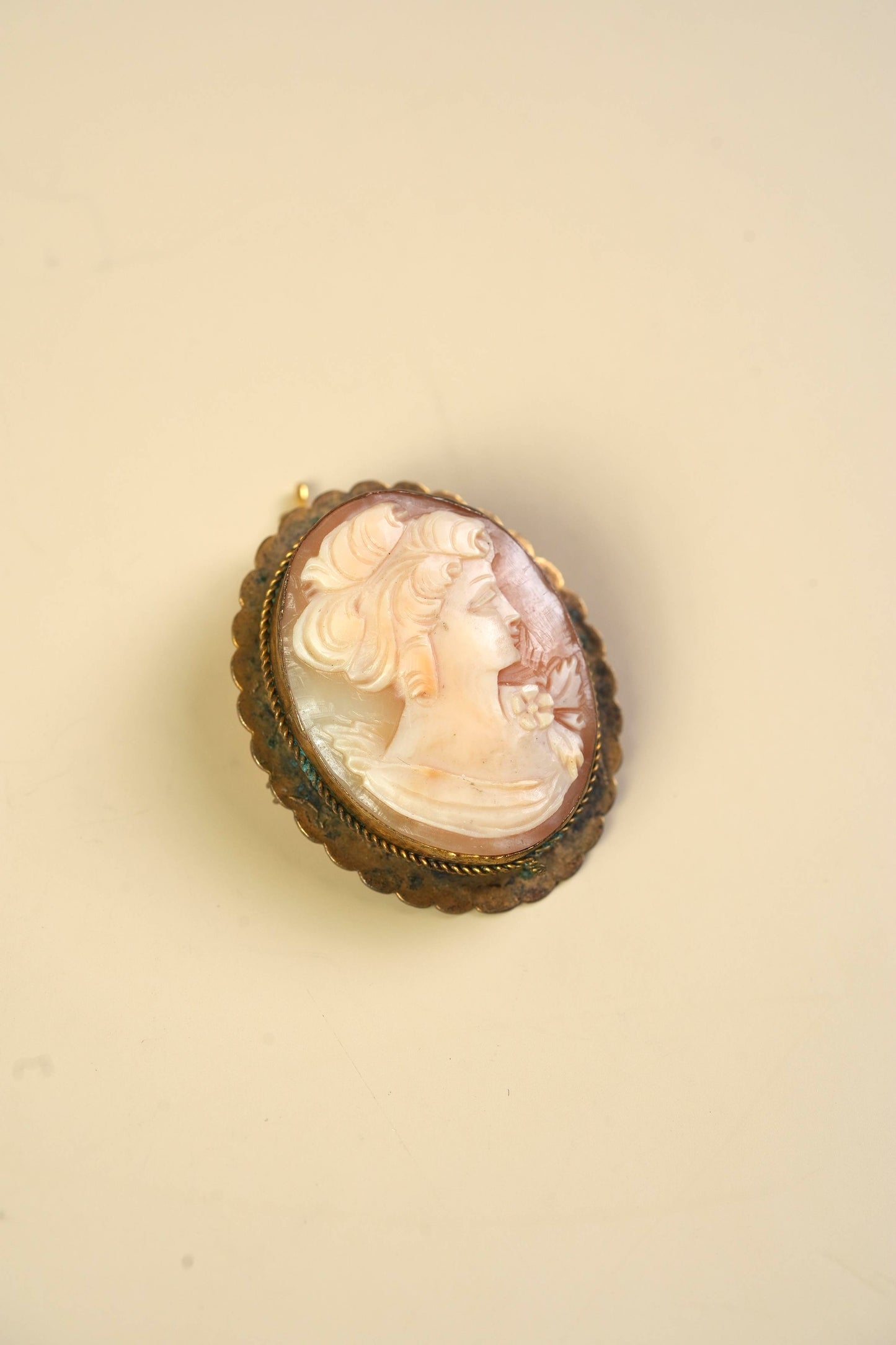 Antique Shell Cameo Brooch & Pendant With Scallops
