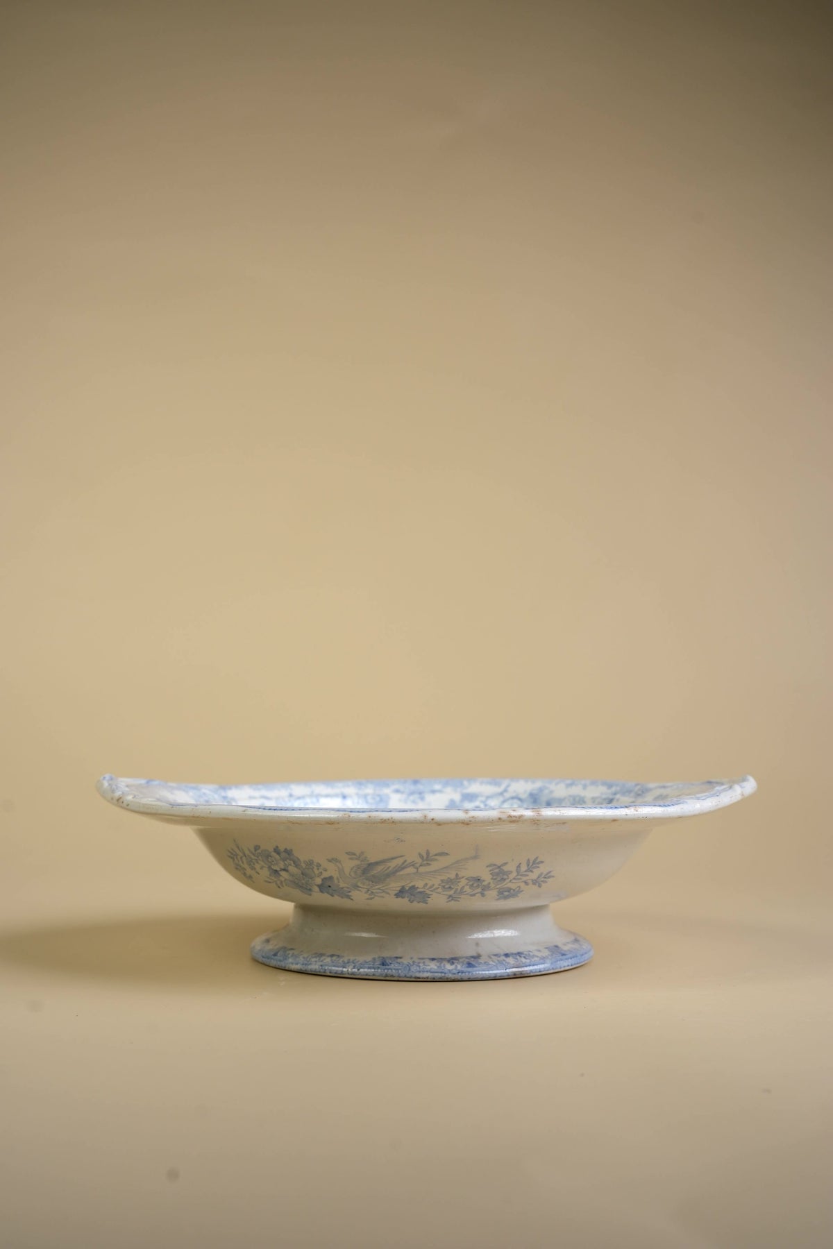 Victorian Asiatic Pheasants Footed Centrepiece