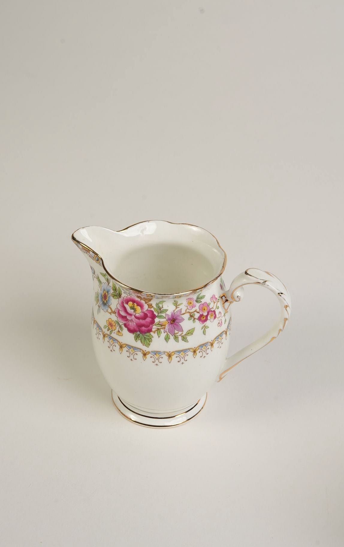 38-Piece Fine Bone China Tea & Cake Set “Malvern” Pattern