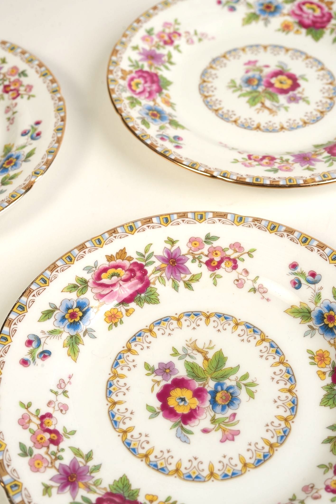 38-Piece Fine Bone China Tea & Cake Set “Malvern” Pattern