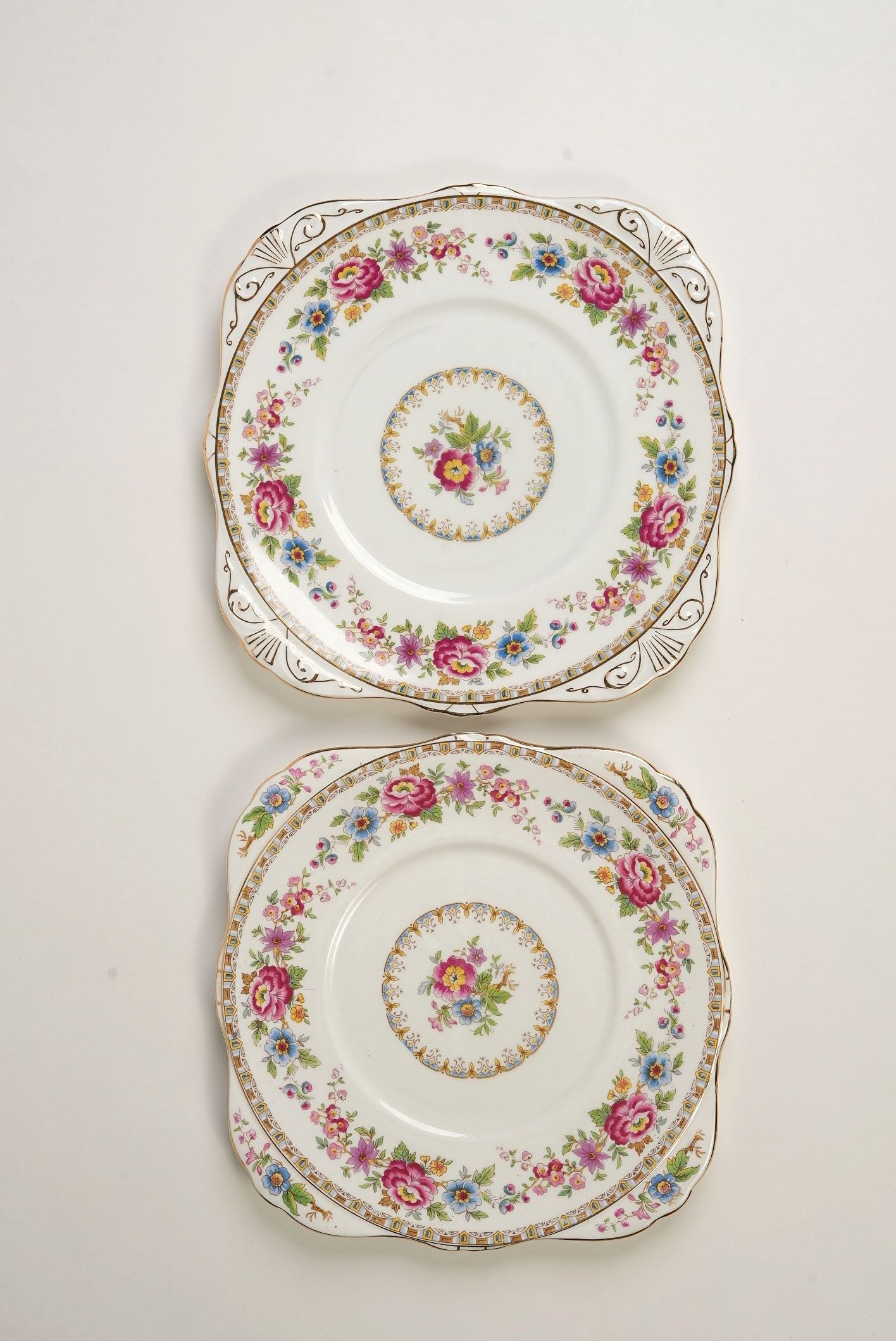 38-Piece Fine Bone China Tea & Cake Set “Malvern” Pattern