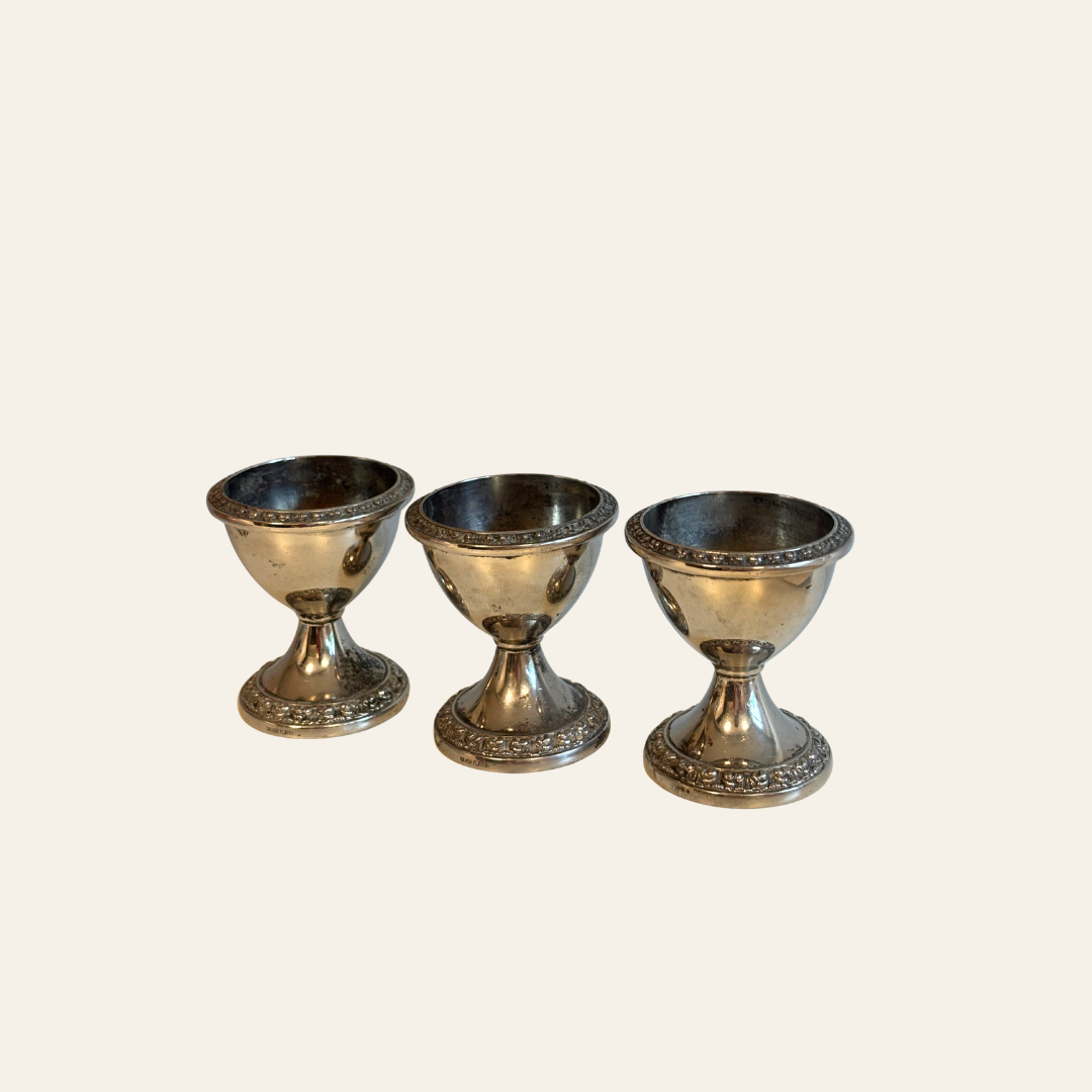 Vintage Egg Holder | Set of 5