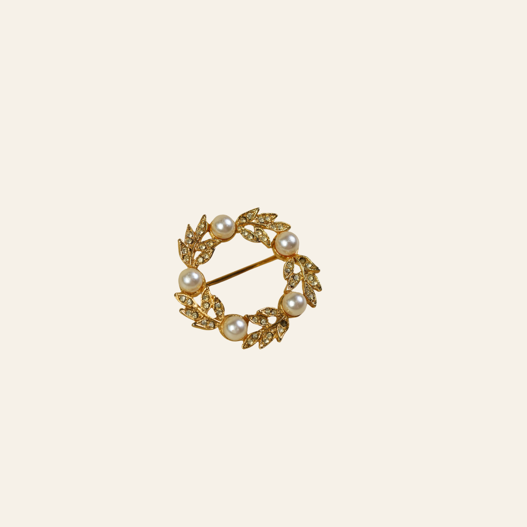 Vintage Pearl & Rhinestone Wreath Brooch