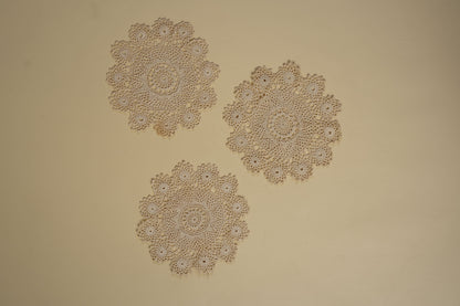 Vintage Lace Doilies | Set of 3