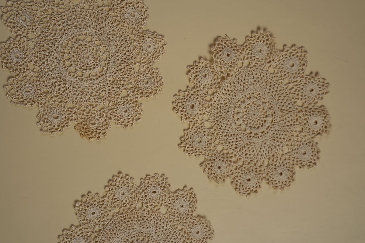 Vintage Lace Doilies | Set of 3
