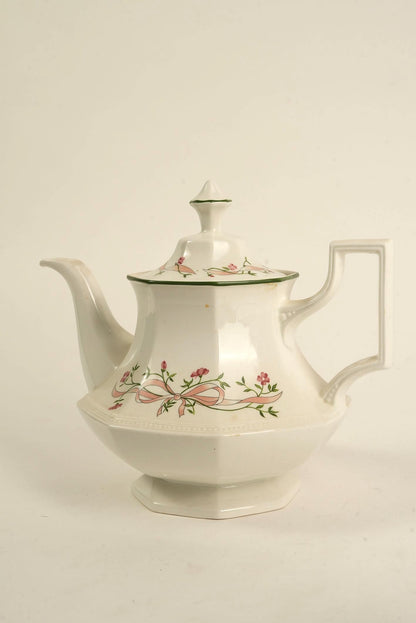 Vintage 17-Piece Johnson Brothers Complete Tea Set