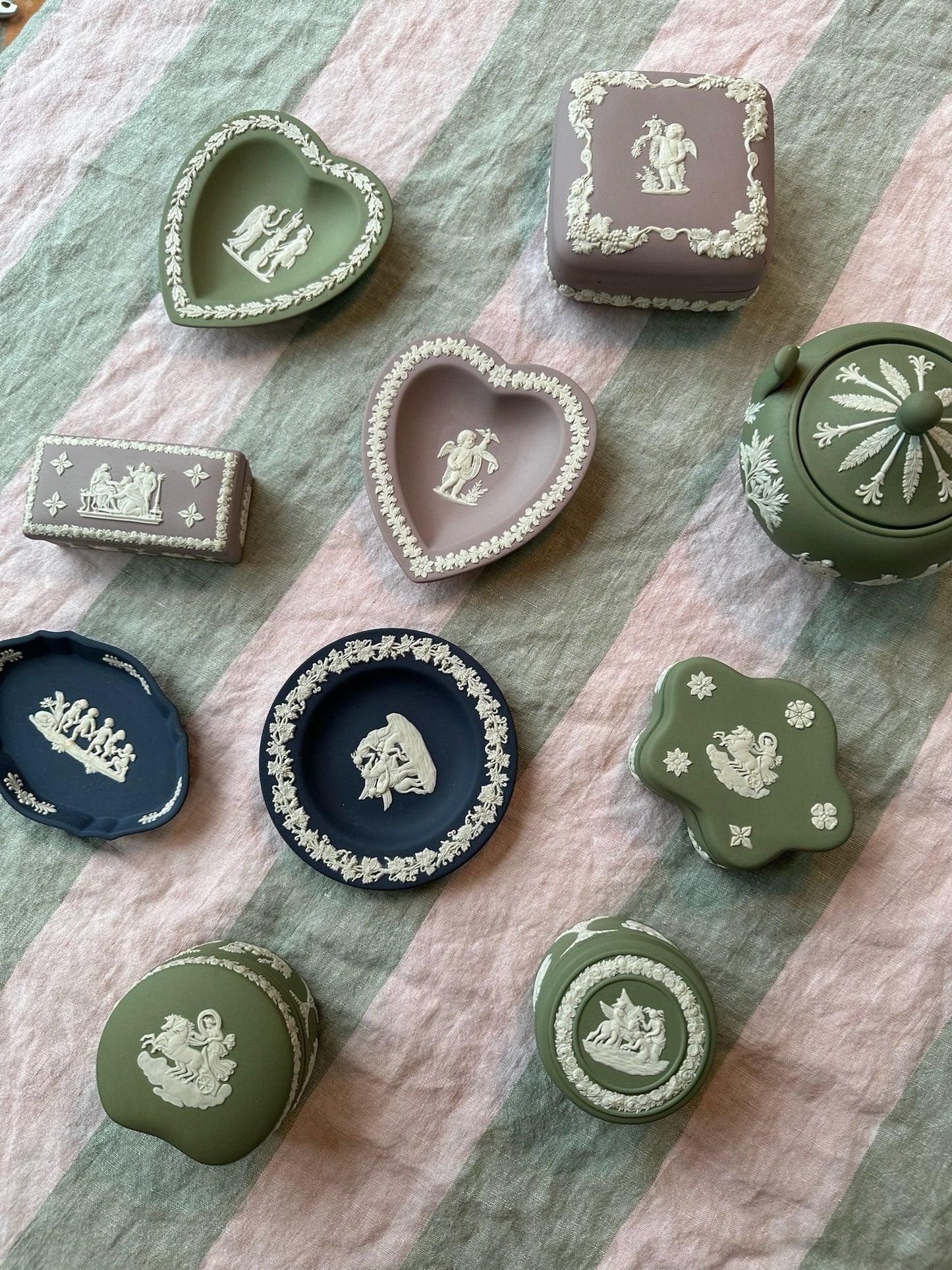 Green Curvy Wedgwood Trinket Box