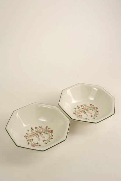 Vintage 17-Piece Johnson Brothers Complete Tea Set