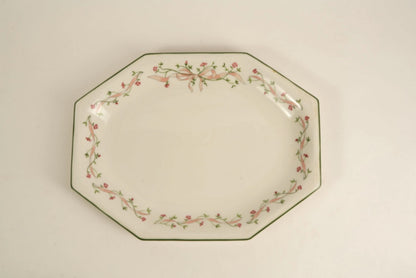 Vintage 17-Piece Johnson Brothers Complete Tea Set