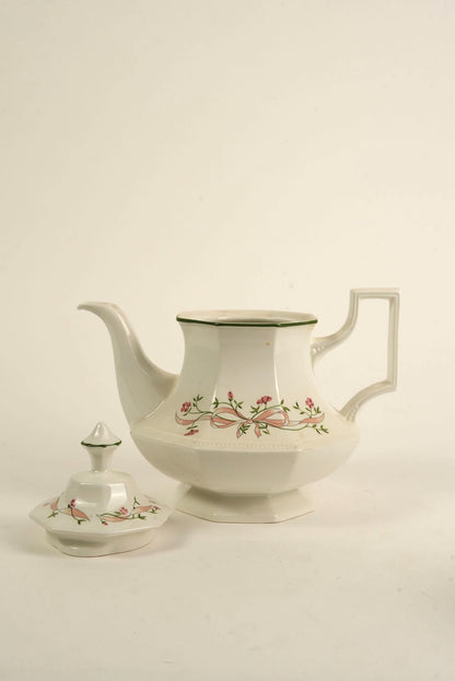 Vintage 17-Piece Johnson Brothers Complete Tea Set