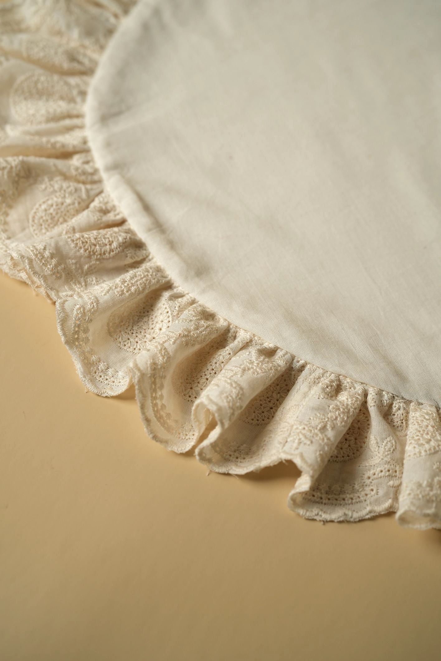 Lace Trim Placemats | Set of 2