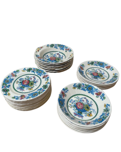 Mason's Strathmore Dinner Service