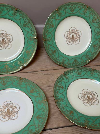 Porcelain 15-piece Wedgwood Dinner Service