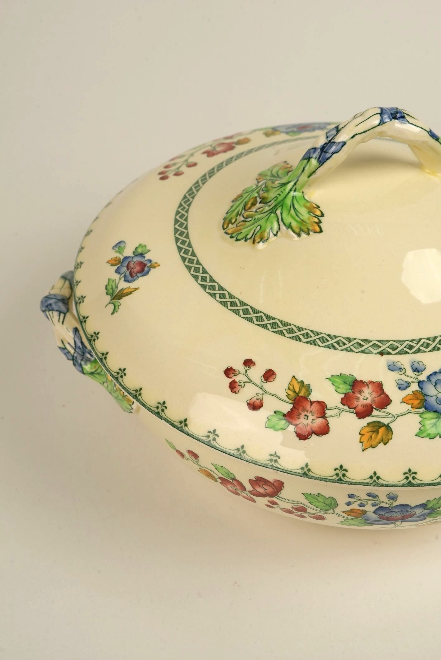 Vintage Copeland Spode Royal Jasmine Tureen