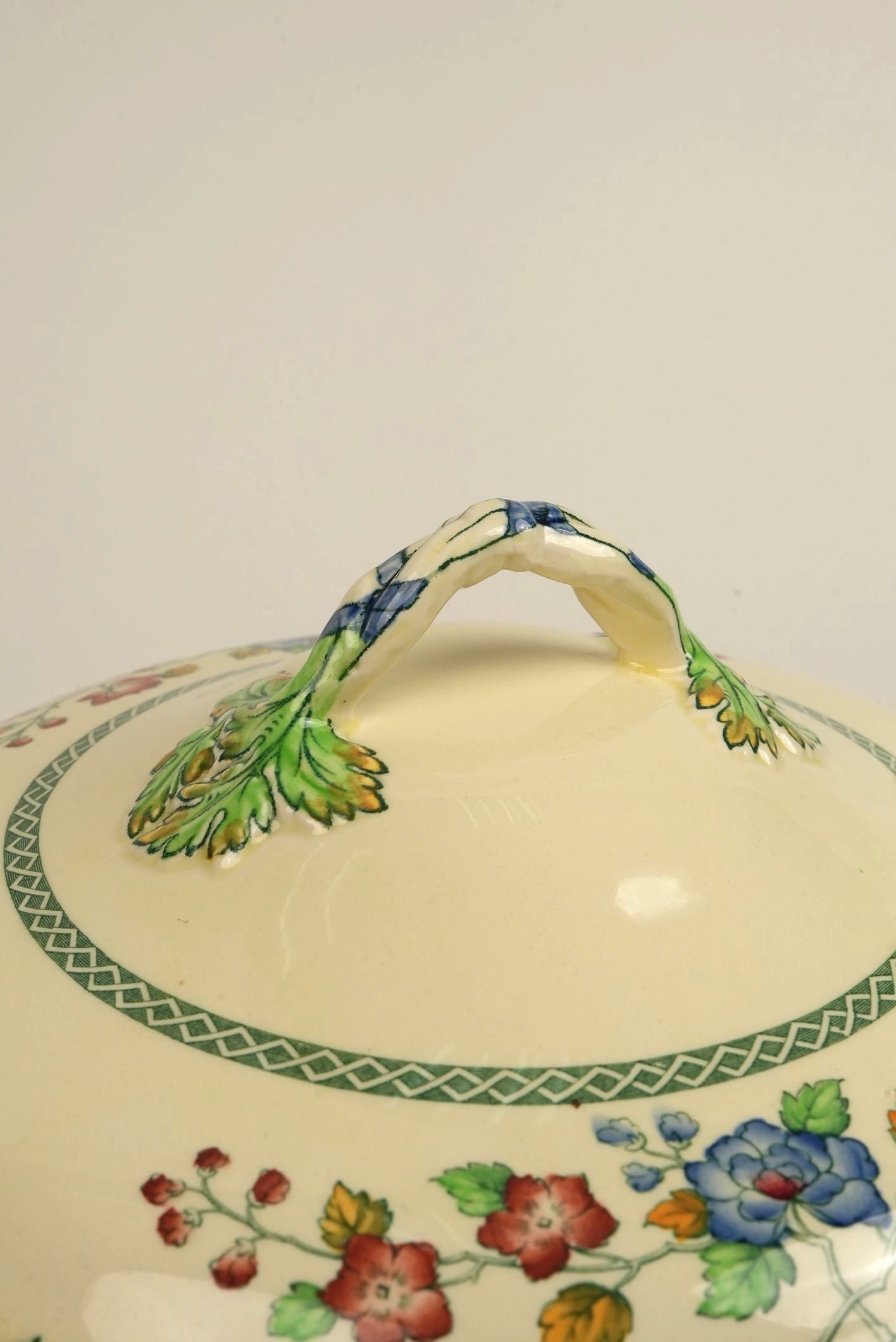 Vintage Copeland Spode Royal Jasmine Tureen