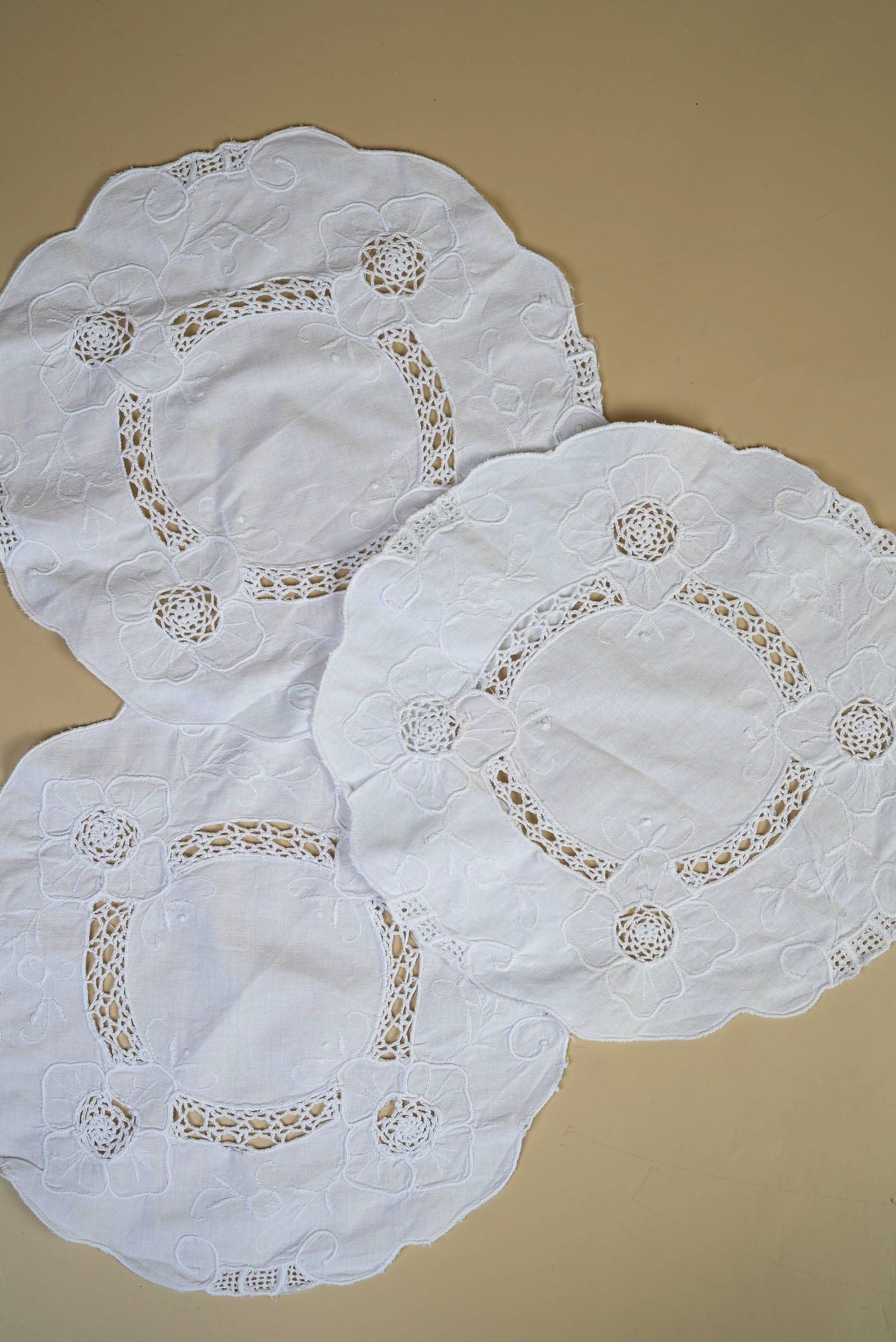 Vintage Cotton Table Mats | Set of 10