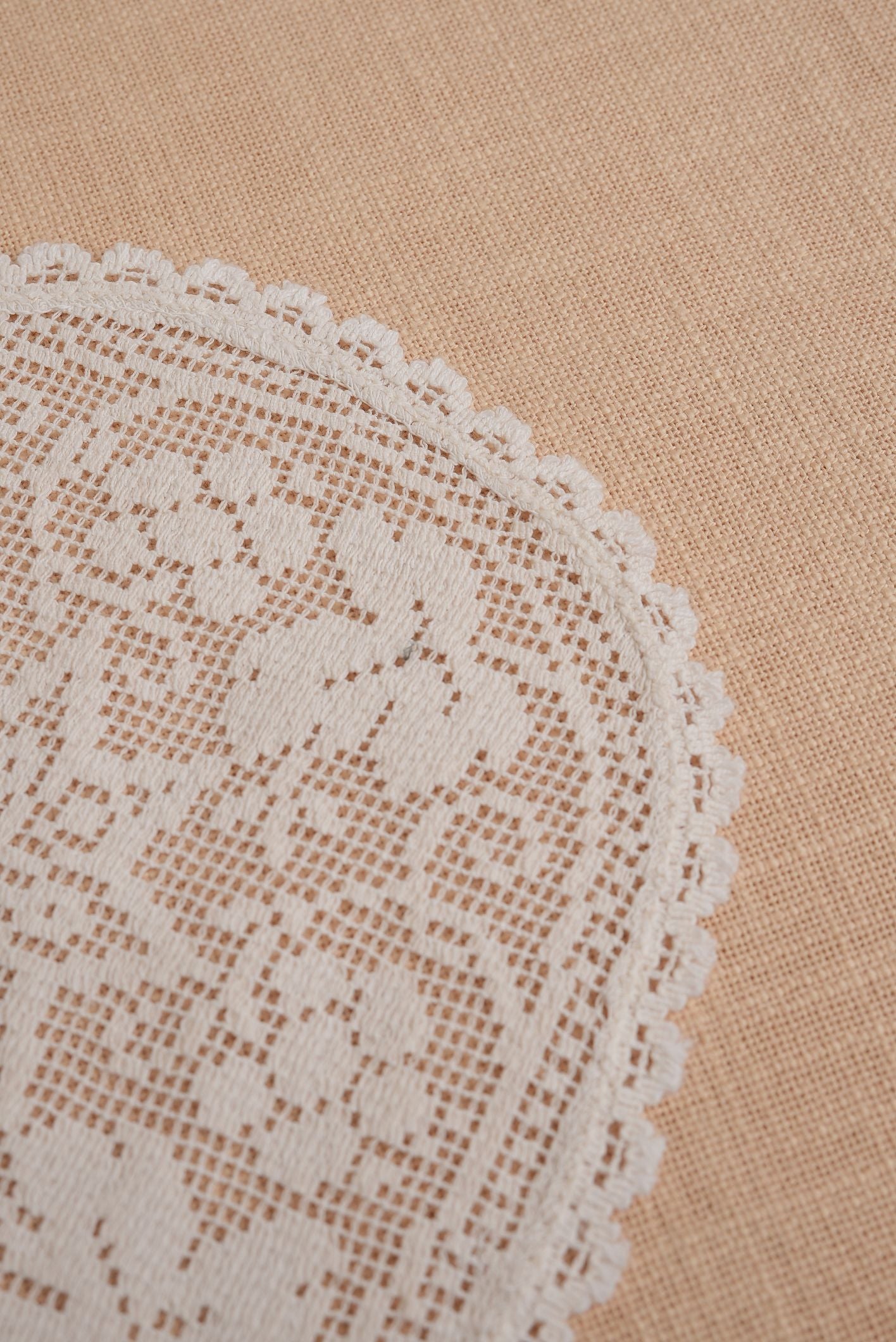 Vintage Embroidered Doiley | Set of 3
