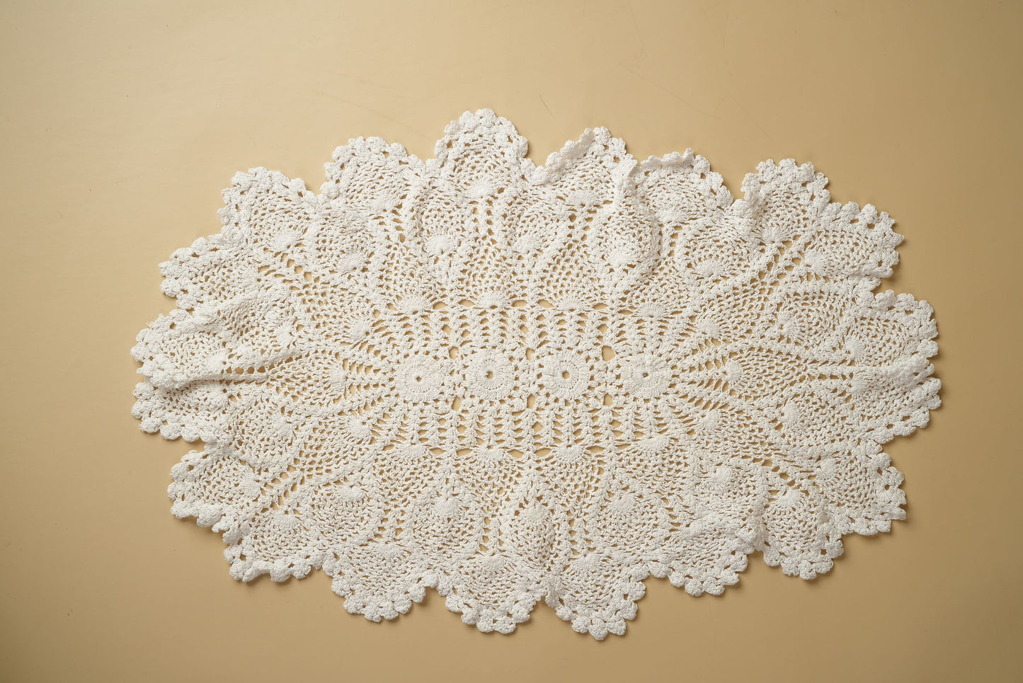 Vintage Crochet Tray Cloth