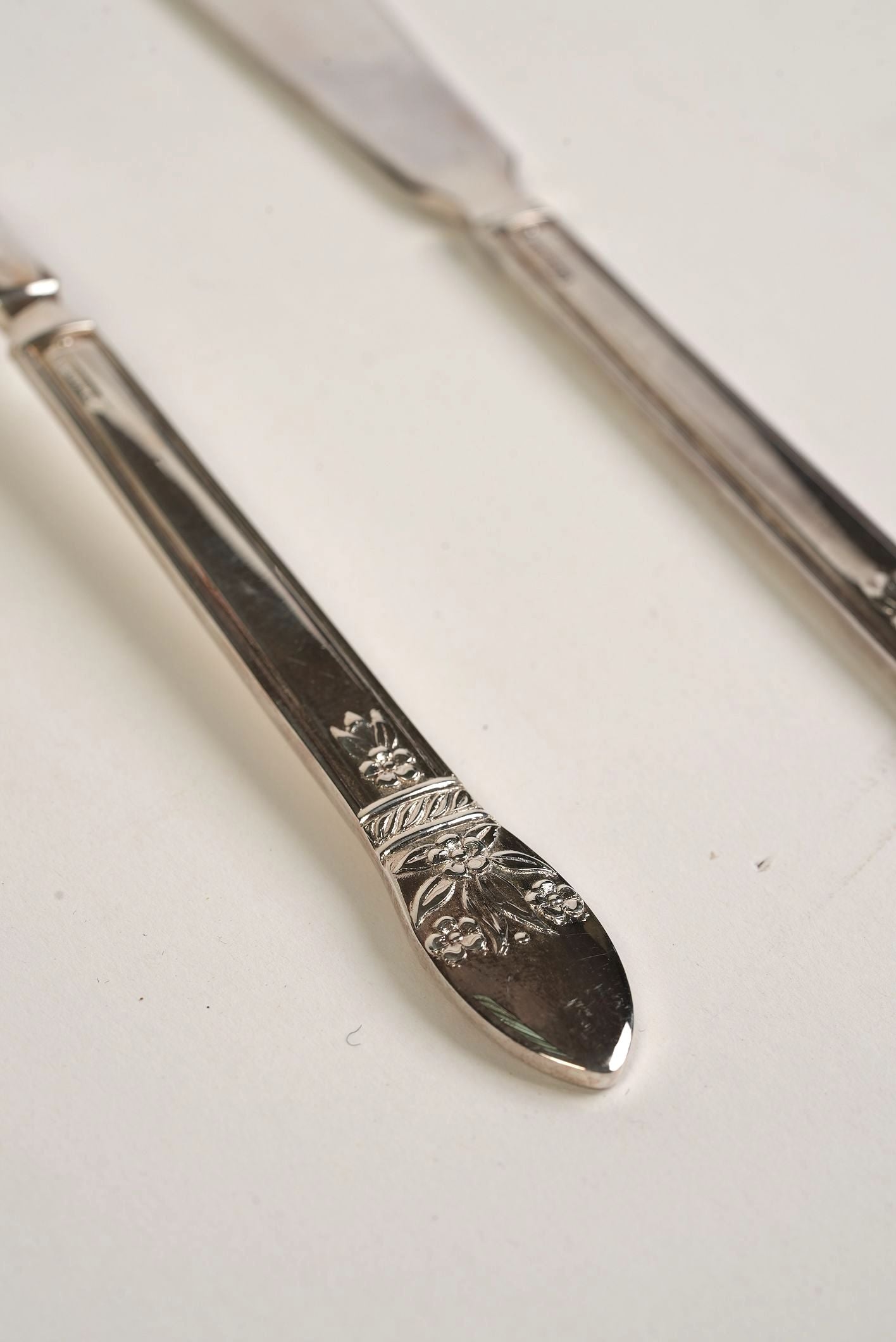 Vintage Knife & Fork | Set of 12