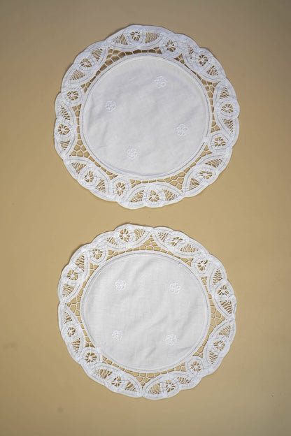Vintage Crochet Doily | Set of 2