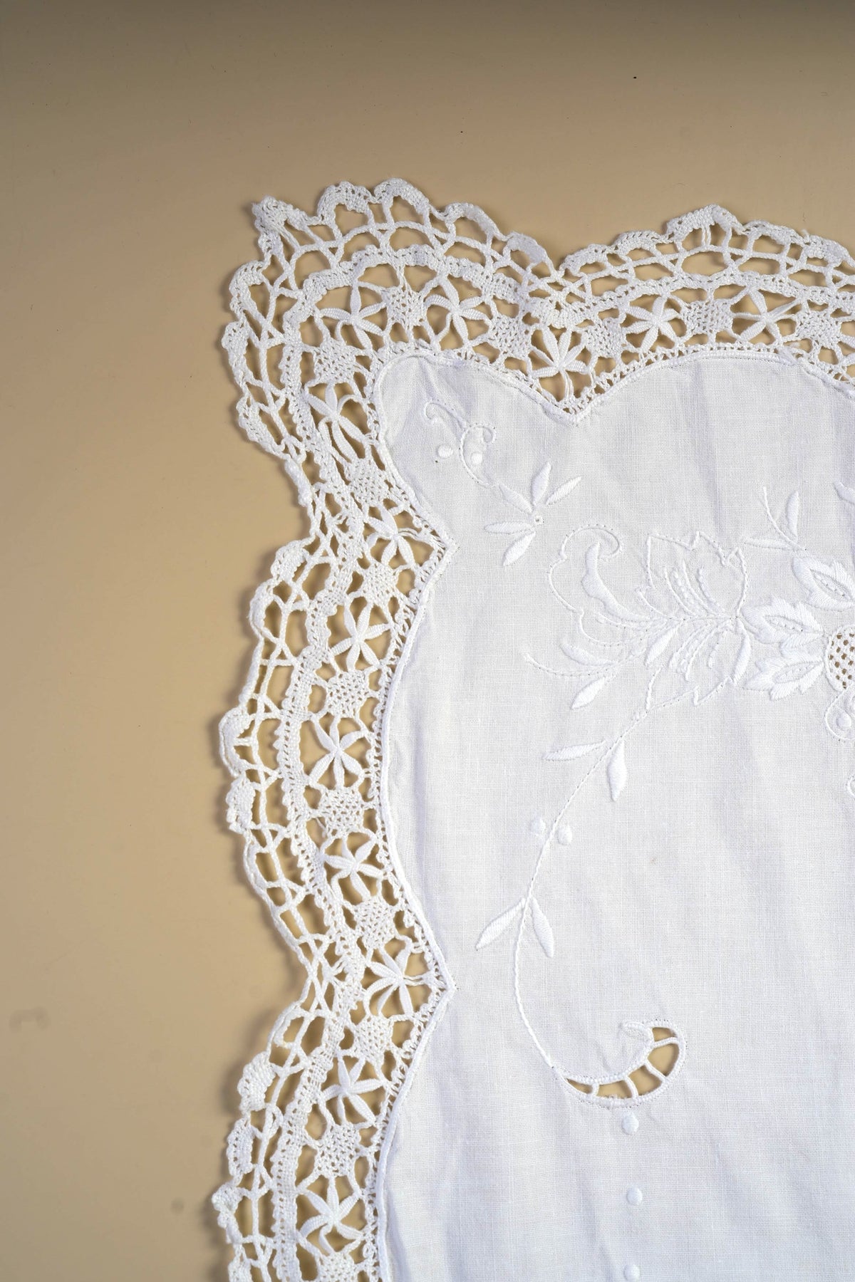 Vintage Lace Tray Cloth