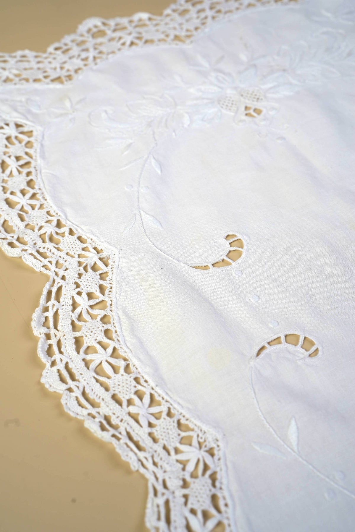 Vintage Lace Tray Cloth