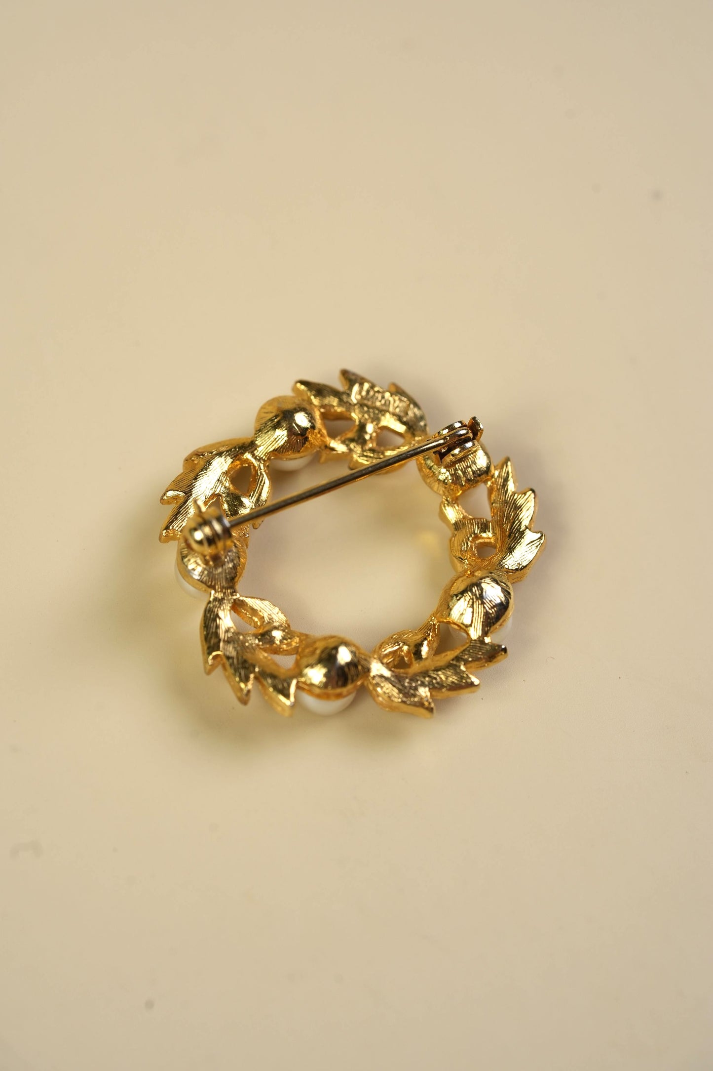 Vintage Pearl & Rhinestone Wreath Brooch