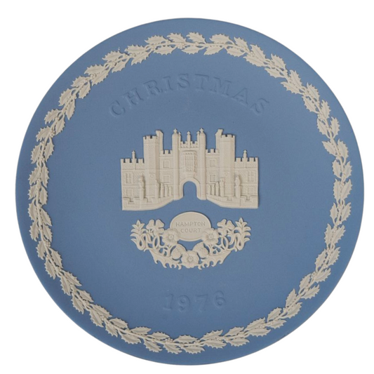 1976 Wedgwood Christmas Wall Plate