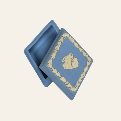 Blue decorative box with gold emblem - Authentic antique piece 